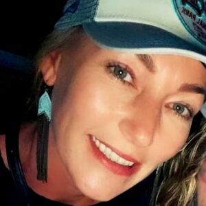 Meet your Posher, Shana